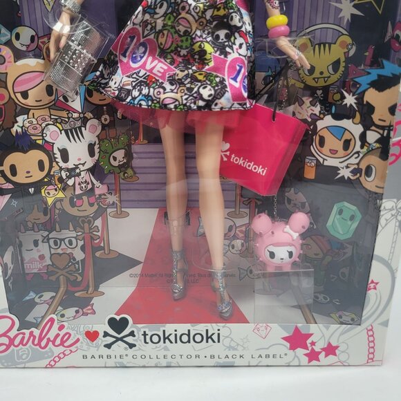 Barbie 10th Anniversary Tokidoki Black Label 2014 CMV57 NIB - Picture 6 of 7